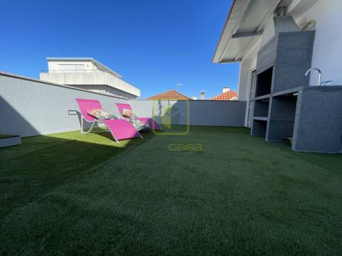Moradia T2 com Terraço