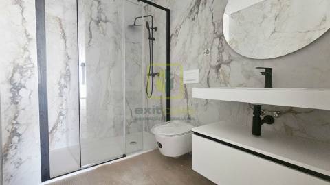 Apartamento T4 em Construção