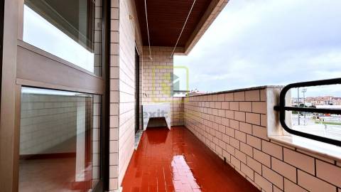 Apartamento T2 para arrendar