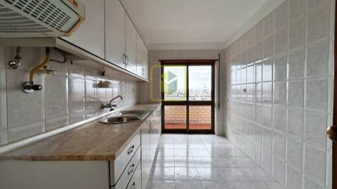 Apartamento T2 para arrendar