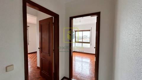 Apartamento T2 para arrendar