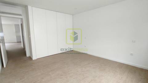 Apartamento T3 com Terraço em Aveiro