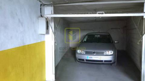 Garagem Fechada