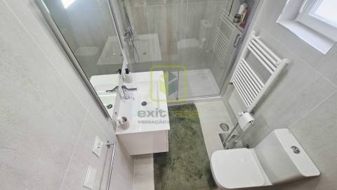 Moradia de Luxo Térrea a 5 Minutos da Praia da Barra
