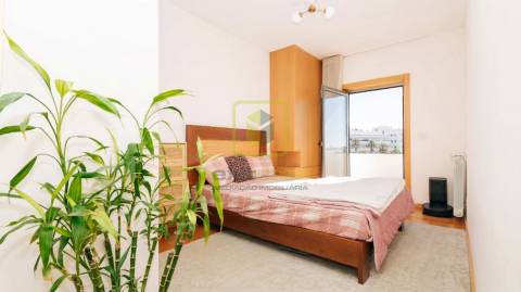 Apartamento T2 de luxo em Primeira Linha de Mar