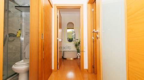 Apartamento T2 de luxo em Primeira Linha de Mar