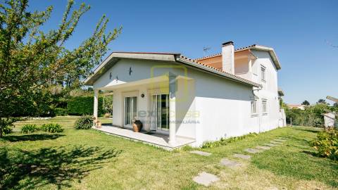 Moradia T4 Isolada