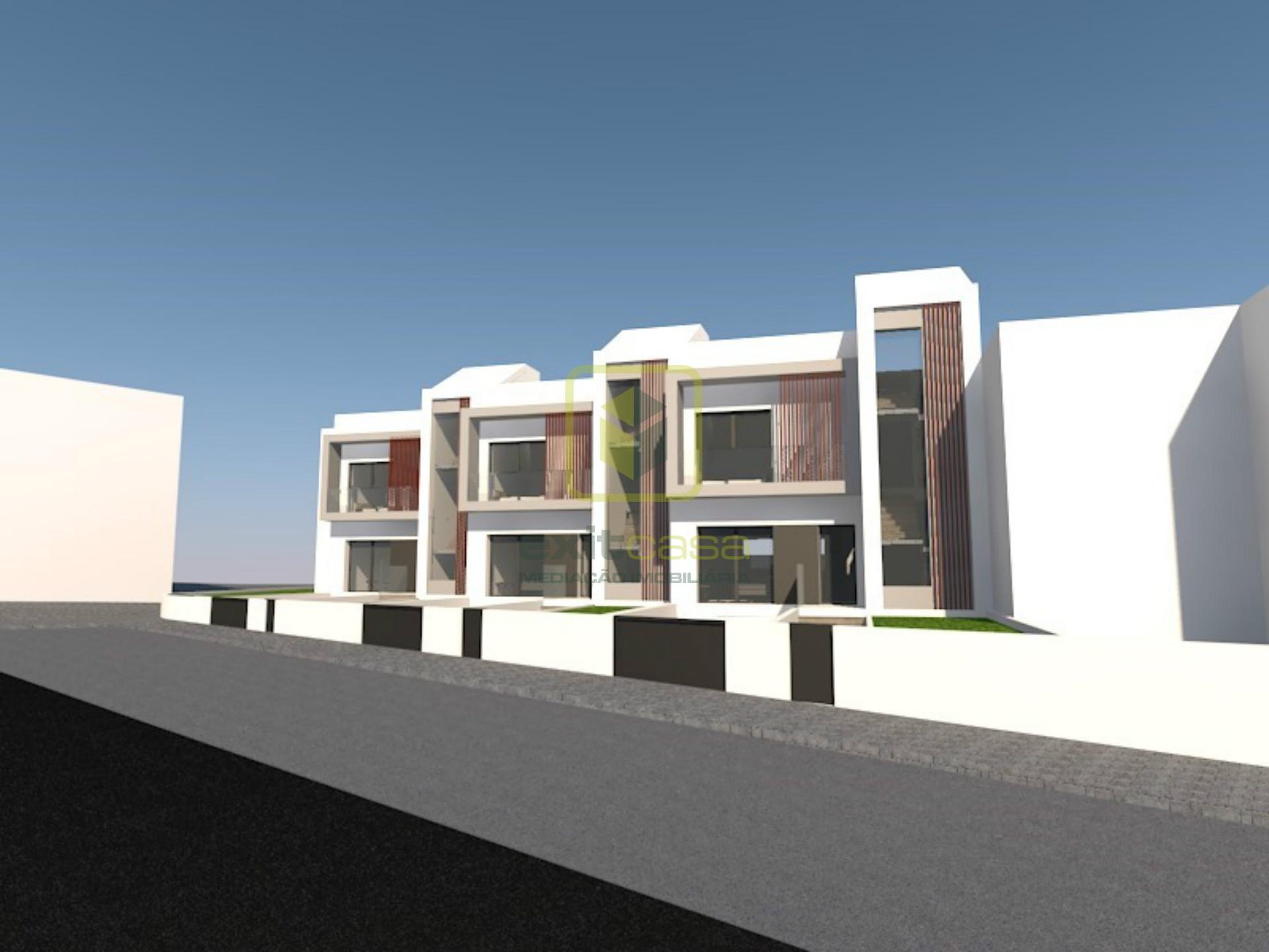 Moradia Nova T4 junto à Praia de Buarcos