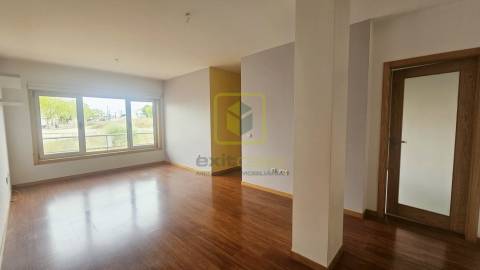 Apartamento T1 para Arrendamento
