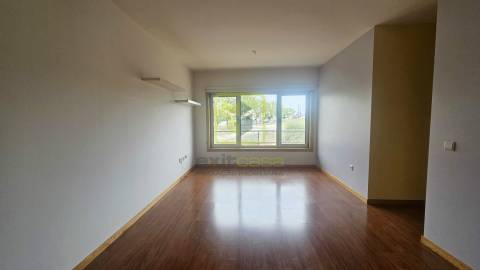 Apartamento T1 para Arrendamento
