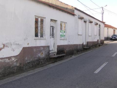 Terreno para Construção - 4 Frentes | Paramos, Espinho, Aveiro