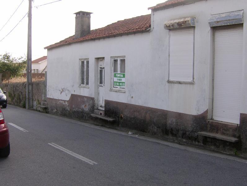 Terreno para Construção - 4 Frentes | Paramos, Espinho, Aveiro