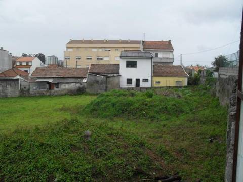 Terreno para Construção em Altura | Centro Da Areosa, Pedrouços, Maia