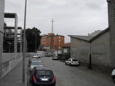 Terreno para Construção em Altura | Centro Da Areosa, Pedrouços, Maia