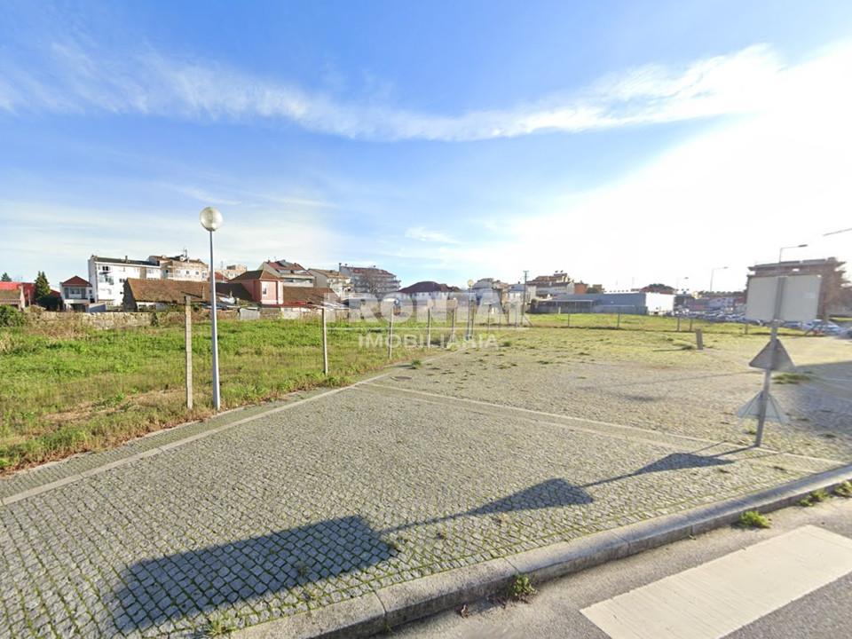 Terreno Const. Altura à Areosa