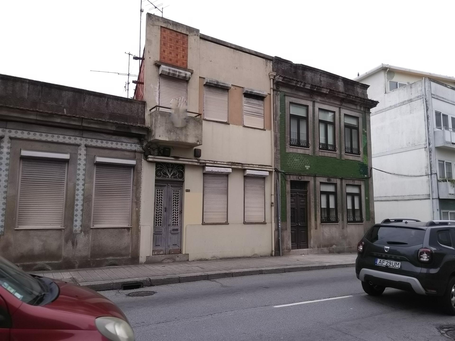 Moradia Geminada T6 Venda em Cedofeita, Santo Ildefonso, Sé, Miragaia, São Nicolau e Vitória,Porto