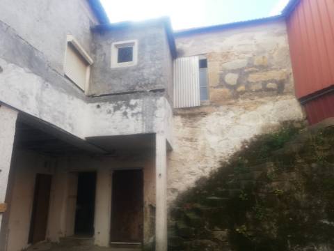 Moradia + Terreno - 6.558 m² | Fânzeres, Gondomar, Porto