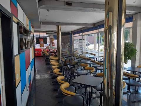 Café/Snack Bar com Imóvel – Negócio em Pleno Funcionamento | Águas Santas