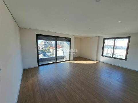 Apartamento T3 - Arquitetura Contemporânea | Boavista – Porto