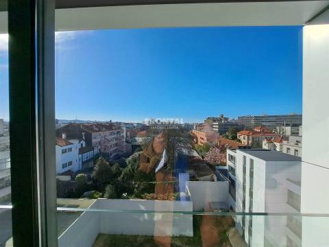 Apartamento T3 - Arquitetura Contemporânea | Boavista – Porto