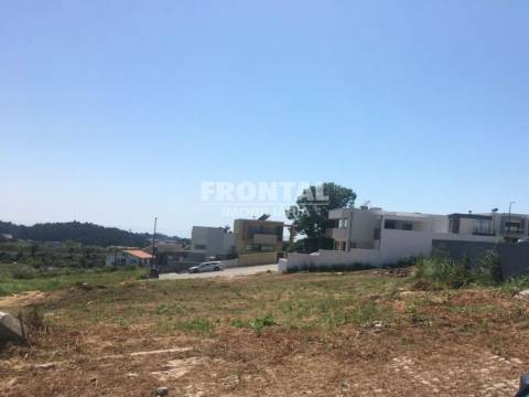 Moradia T4 – Madalena