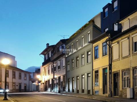 Apartamento T1+1 com Jardim Privativo | Cedofeita, Porto