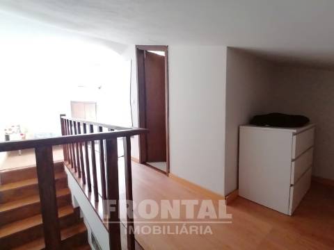 Moradia T3 Venda em Cedofeita, Santo Ildefonso, Sé, Miragaia, São Nicolau e Vitória,Porto