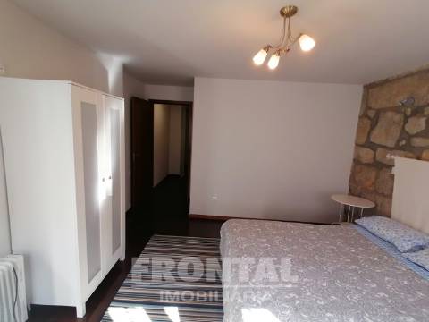 Moradia T3 Venda em Cedofeita, Santo Ildefonso, Sé, Miragaia, São Nicolau e Vitória,Porto