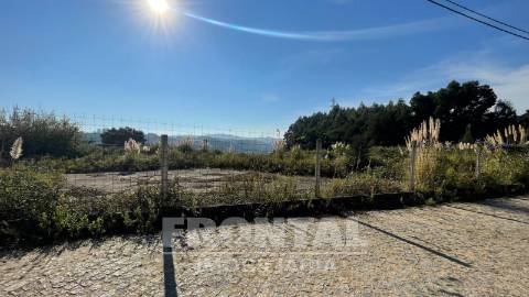 Conjunto de Terrenos com Potencial Único de Construção | Valbom, Gondomar