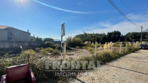 Conjunto de Terrenos com Potencial Único de Construção | Valbom, Gondomar