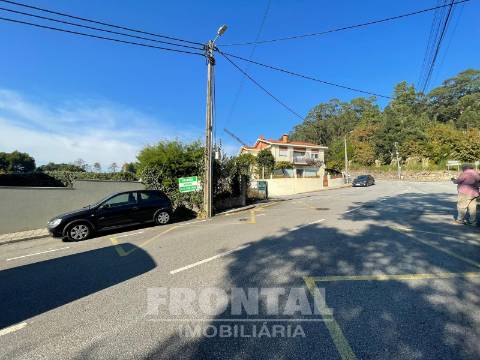 Conjunto de Terrenos com Potencial Único de Construção | Valbom, Gondomar