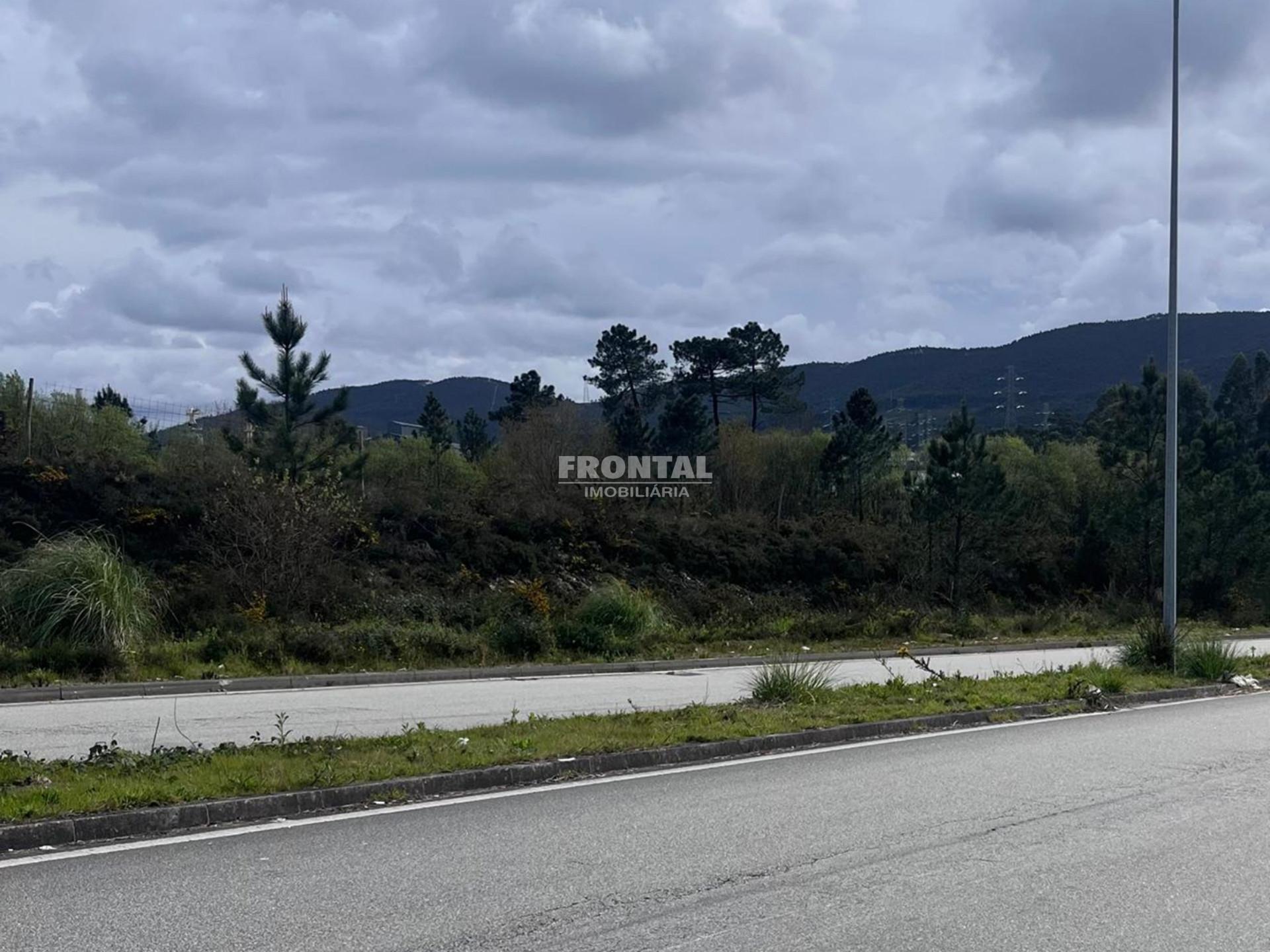 Terreno Industrial em Campo