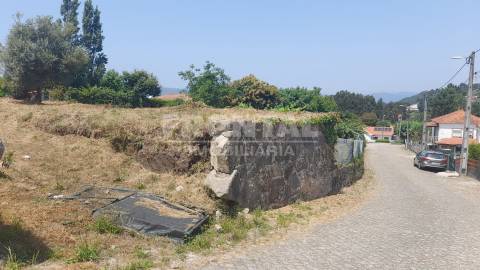 Terreno com Projeto Aprovado – 1392 m²