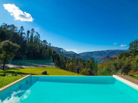 Moradia de Luxo - Gerês, Braga
