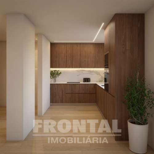 Apartamento T1 com Jardim Privativo e Garagem – Costa Cabral, Paranhos, Porto