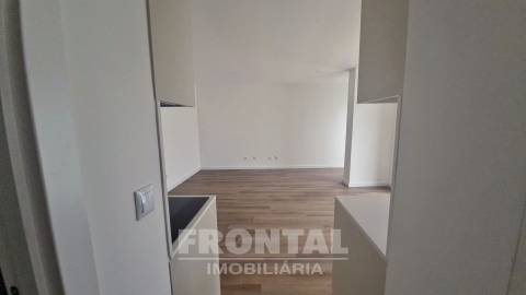Moradia T1+1 Impecável e Renovada à venda | Paranhos, Porto