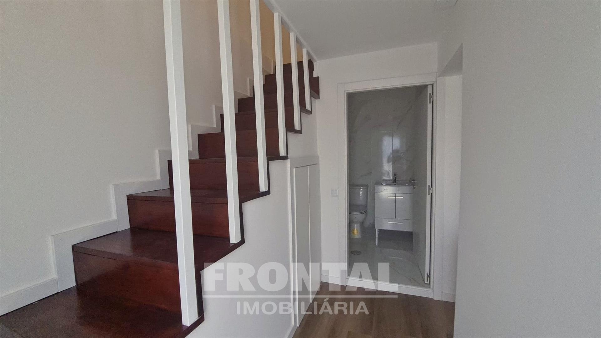 Moradia T1+1 Impecável e Renovada à venda | Paranhos, Porto