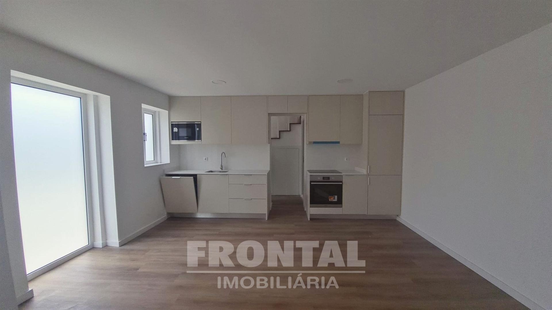 Moradia T1+1 Impecável e Renovada à venda | Paranhos, Porto