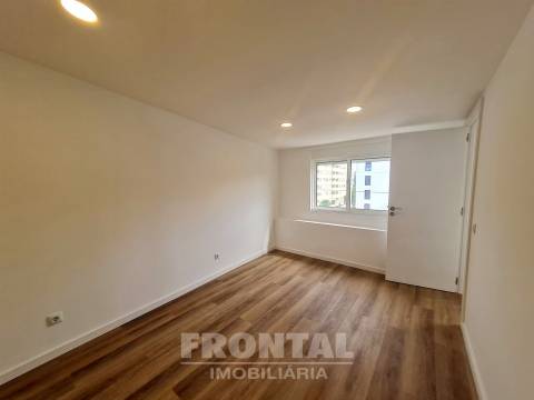 Moradia T1+1 Impecável e Renovada à venda | Paranhos, Porto