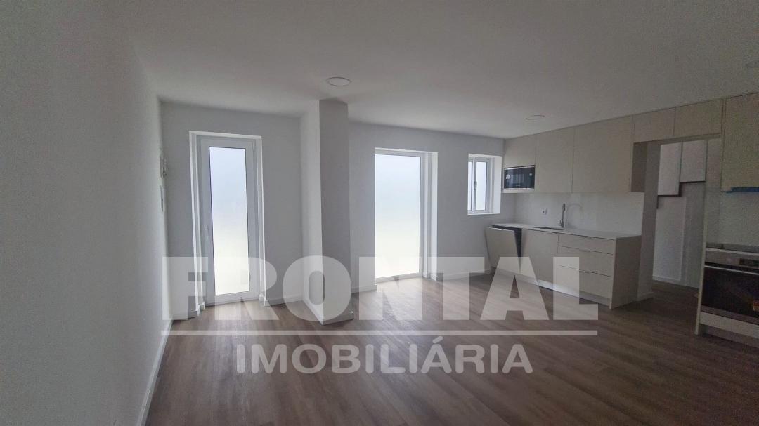 Moradia T1+1 Impecável e Renovada à venda | Paranhos, Porto