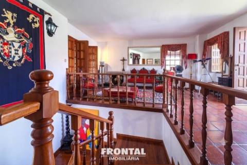 Moradia  com 5 Suítes - Mobilada e Equipada | Frechas, Mirandela