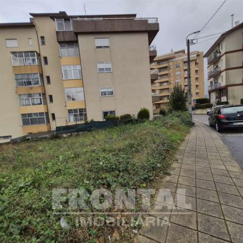 Terreno para Construção – 828 m² | Junto ao Metro Rio Tinto, Gondomar