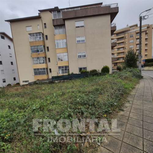 Terreno para Construção – 828 m² | Junto ao Metro Rio Tinto, Gondomar