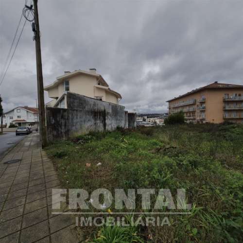 Terreno para Construção – 828 m² | Junto ao Metro Rio Tinto, Gondomar