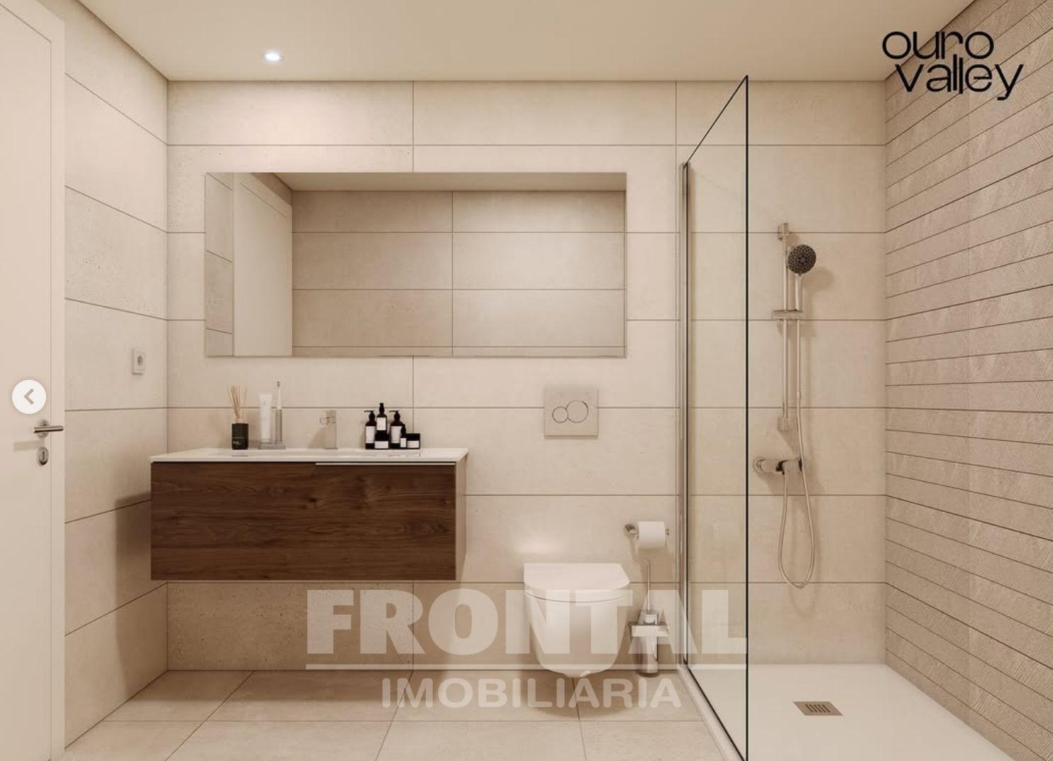 Apartamento T1 com Varanda, Garagem e Arrumo | Vale do Ouro, Rio Tinto