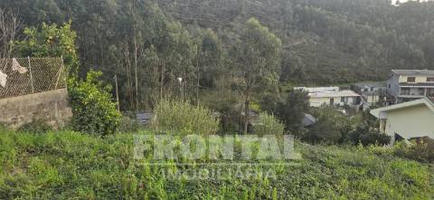 Terreno com 385 m2 e 14m de Frente em Zona Habitacional | Alfena, Valongo