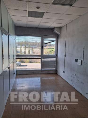 Armazém para Venda - 957 m² | Cais Privado | Touguinhó, Vila Do Conde