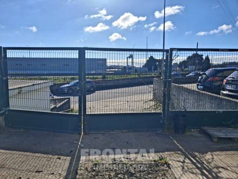 Armazém para Venda - 957 m² | Cais Privado | Touguinhó, Vila Do Conde