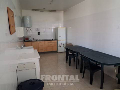 Armazém para Arrendamento - 957 m² | Cais Privado | Touguinhó, Vila Do Conde