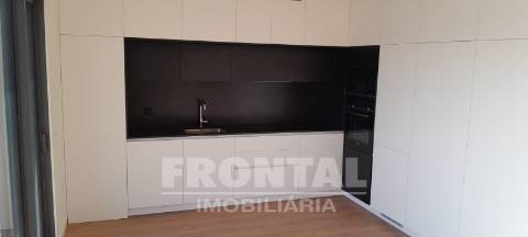 T1 - Terraço com 39,50m2, panorâmico, com cobertura.